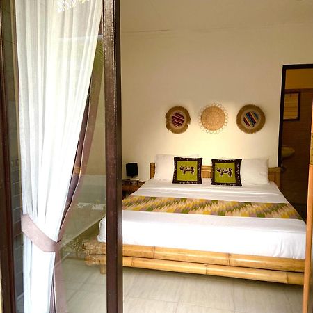Tropical Garden Inn Batununggul Ngoại thất bức ảnh
